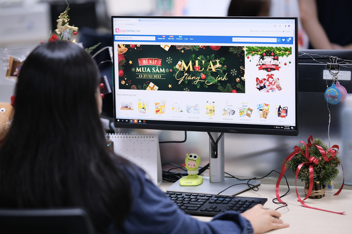 Ngành thương mại điện tử